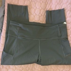 Lululemon Cropped Leggings